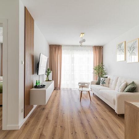 Horyzont Apartamenty - Navigator- Mozliwosc Wykupienia Sniadan!!! Kołobrzeg Exteriör bild